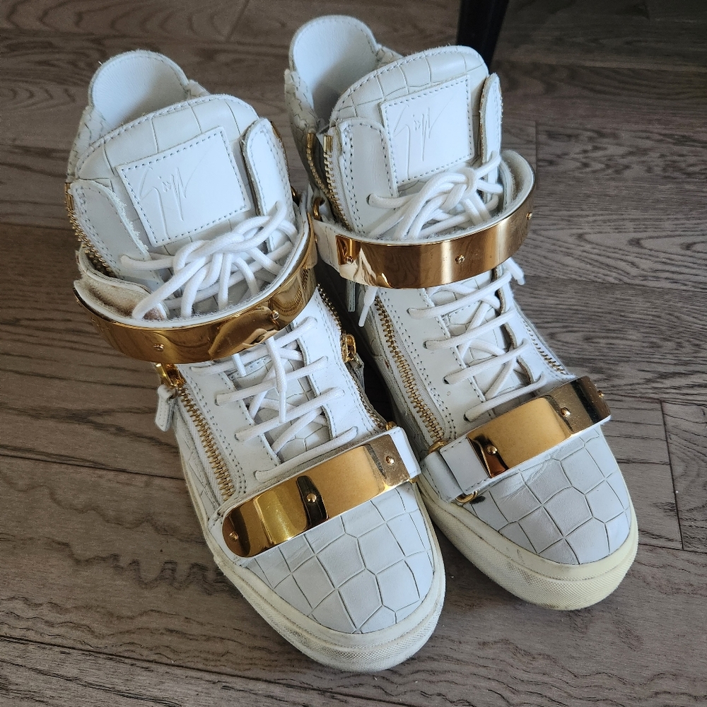 GIUSEPPE ZANOTTI White Gold Croc-embossed Leather Men Size 40